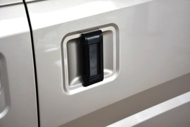 2011款五菱荣光1.2L基本型