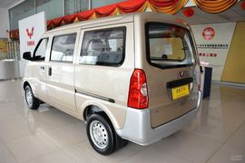 2011款五菱荣光1.2L基本型