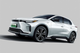 2025款广汽丰田铂智4X