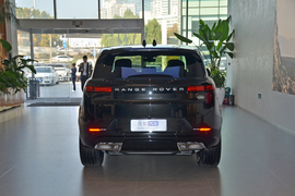 2025款路虎揽胜运动版