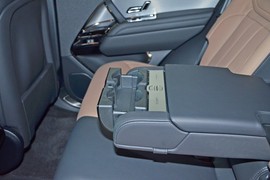 2025款路虎揽胜运动版