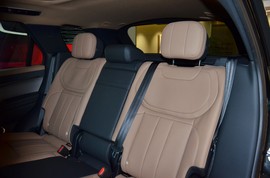 2025款路虎揽胜运动版