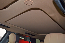 2025款路虎揽胜运动版