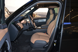 2025款路虎揽胜运动版