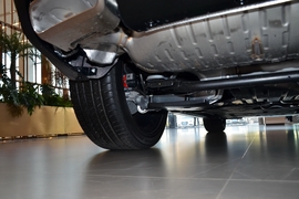 2025款路虎揽胜运动版