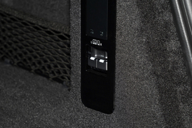 2025款路虎揽胜运动版