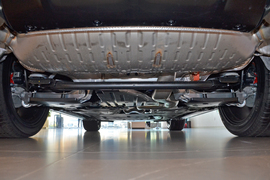 2025款路虎揽胜运动版