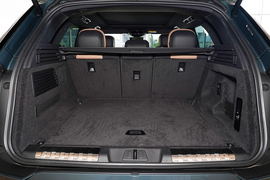 2025款路虎揽胜运动版