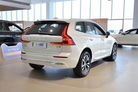2025款沃尔沃XC60