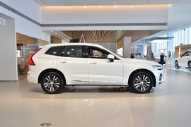 2025款沃尔沃XC60