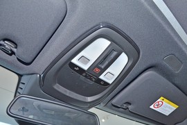 2025款沃尔沃XC60