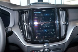 2025款沃尔沃XC60