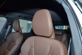 2025款沃尔沃XC60