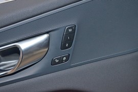 2025款沃尔沃XC60