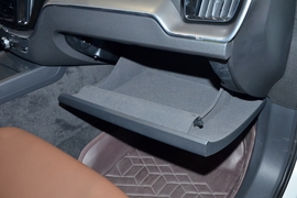 2025款沃尔沃XC60