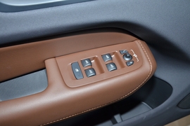 2025款沃尔沃XC60