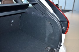 2025款沃尔沃XC60