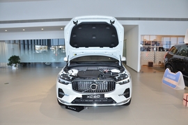 2025款沃尔沃XC60