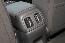 2025款现代途胜L