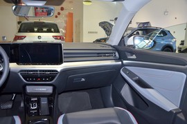 2025款大众凌渡L