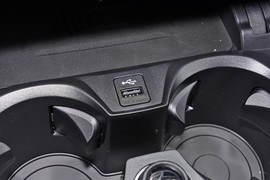 2024款宝马M3四门轿车