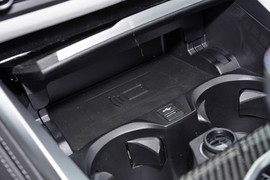 2024款宝马M3四门轿车