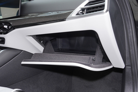 2024款宝马M3四门轿车