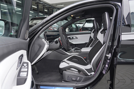 2024款宝马M3四门轿车