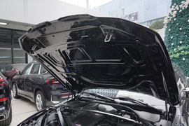 2024款宝马M3四门轿车