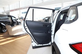 2024款丰田锋兰达混动