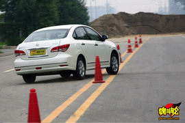 2009款轩逸1.6XE舒适型AT试驾