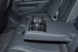 2023款宝马i4