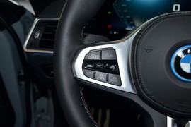2023款宝马i4