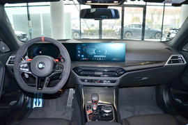 2024款宝马M2