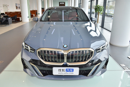 2025款宝马530Li