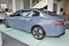 2025款宝马530Li