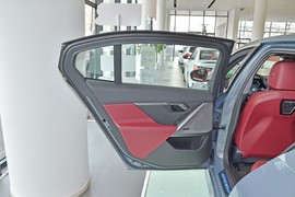2025款宝马530Li