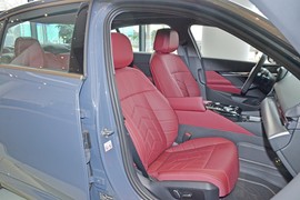 2025款宝马530Li