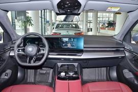 2025款宝马530Li