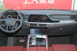 2024款奥迪Q6
