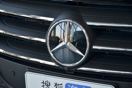 2024款奔驰威霆