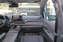 2024款丰田赛那SIENNA