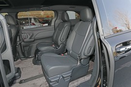 2024款丰田赛那SIENNA