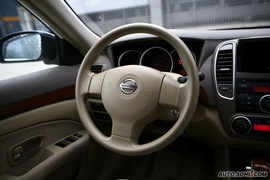 2009款轩逸1.6XE舒适型AT试驾
