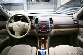 2009款轩逸1.6XE舒适型AT试驾