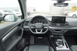 2025款奥迪Q5L