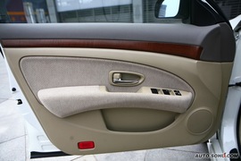 2009款轩逸1.6XE舒适型AT试驾