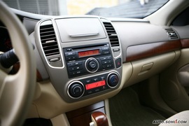 2009款轩逸1.6XE舒适型AT试驾