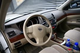 2009款轩逸1.6XE舒适型AT试驾
