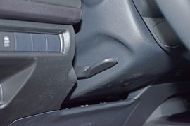 2024款丰田凯美瑞